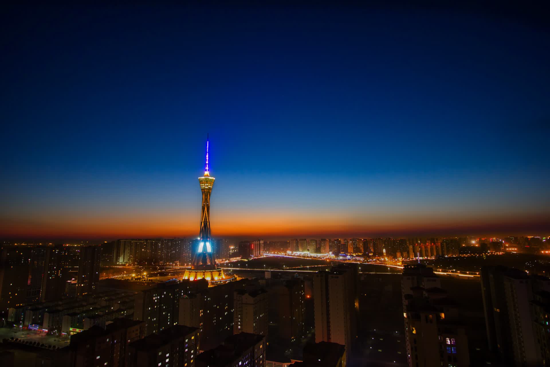丁俊晖 2026 赛季球杆细节揭秘：大师的制胜法宝。，丁俊晖的球杆是什么材料
